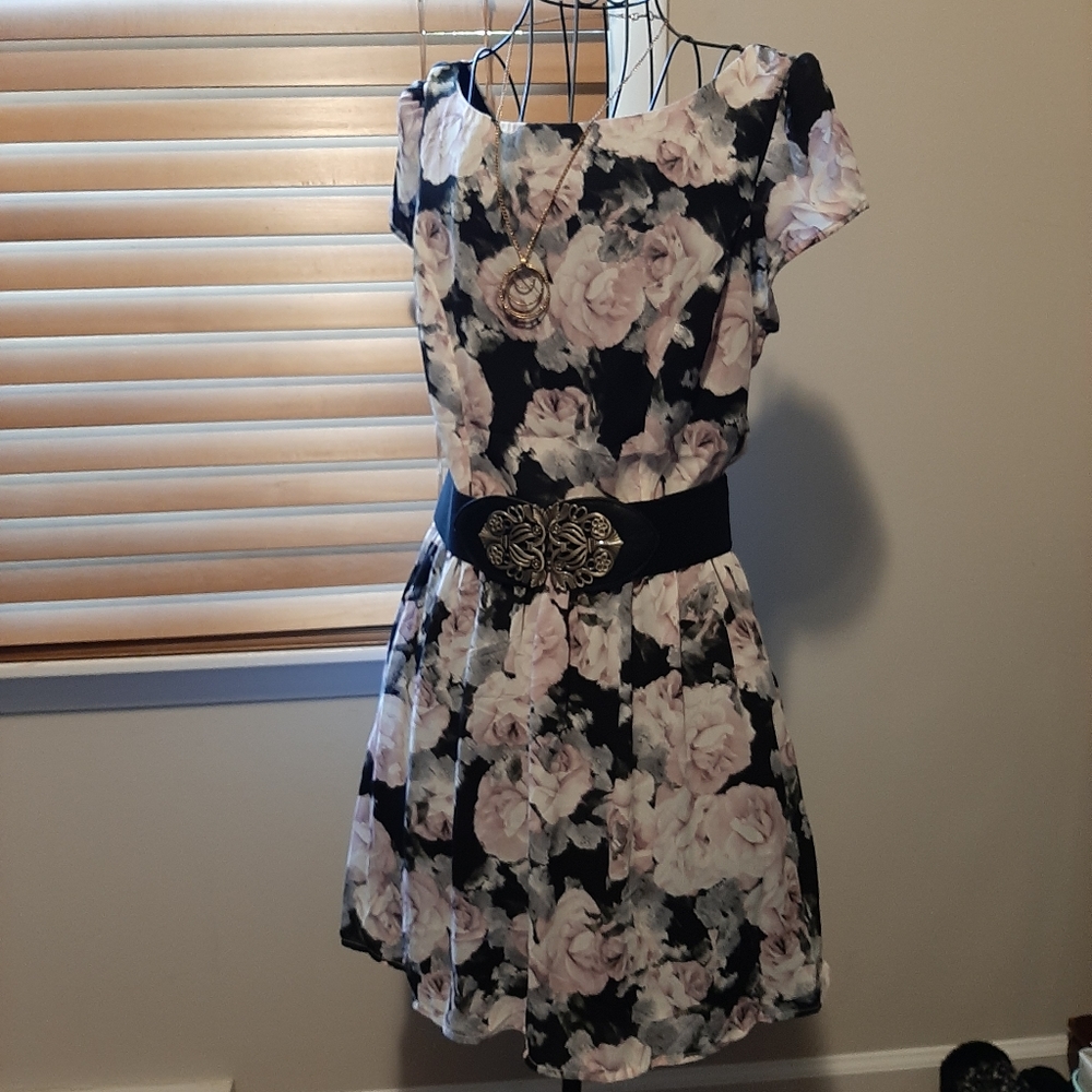 Black pink rose dress